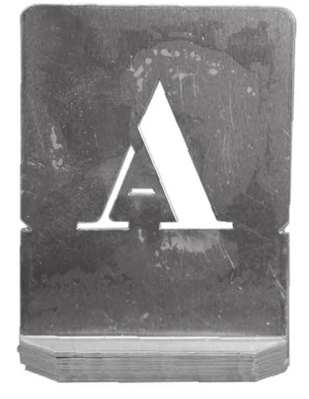 Jeu de lettres à frapper acier (Pochoirs)