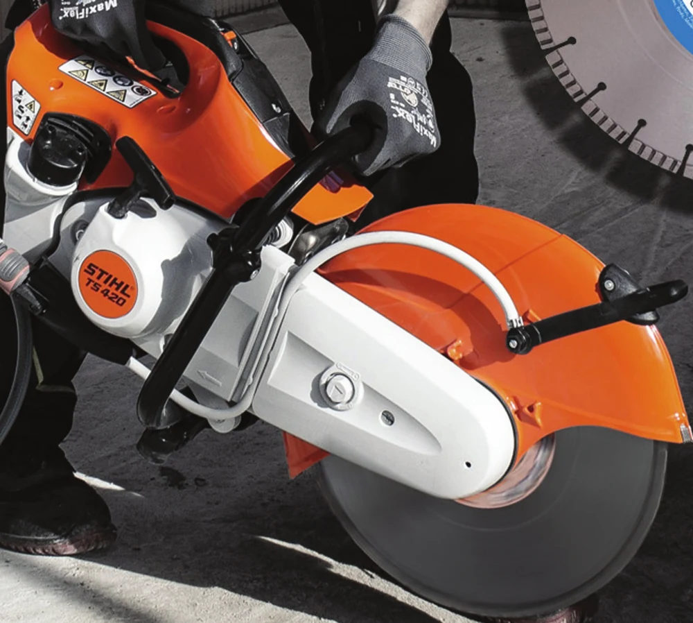 Découpeuse thermique TS 420